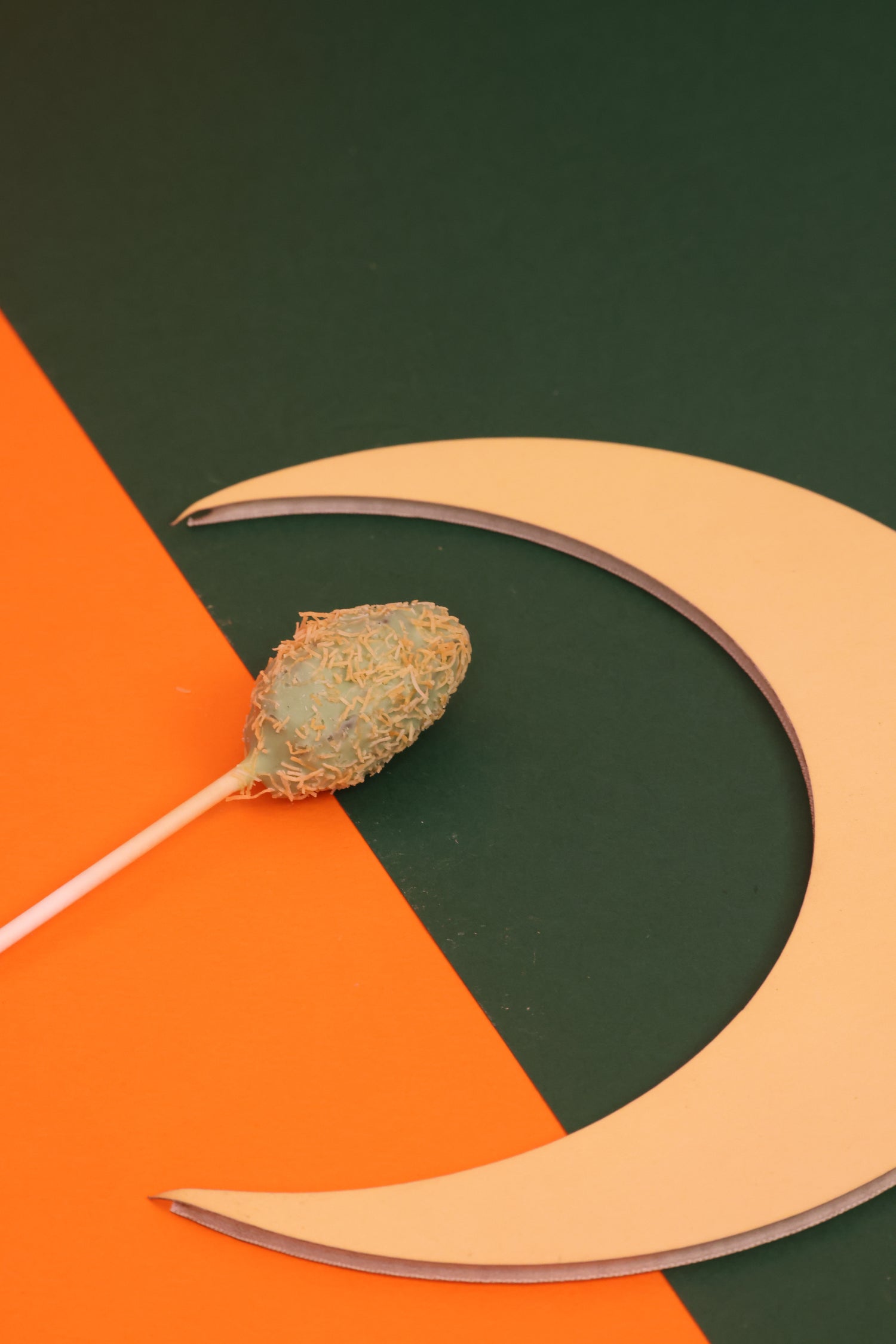 Chocolate date lollipop