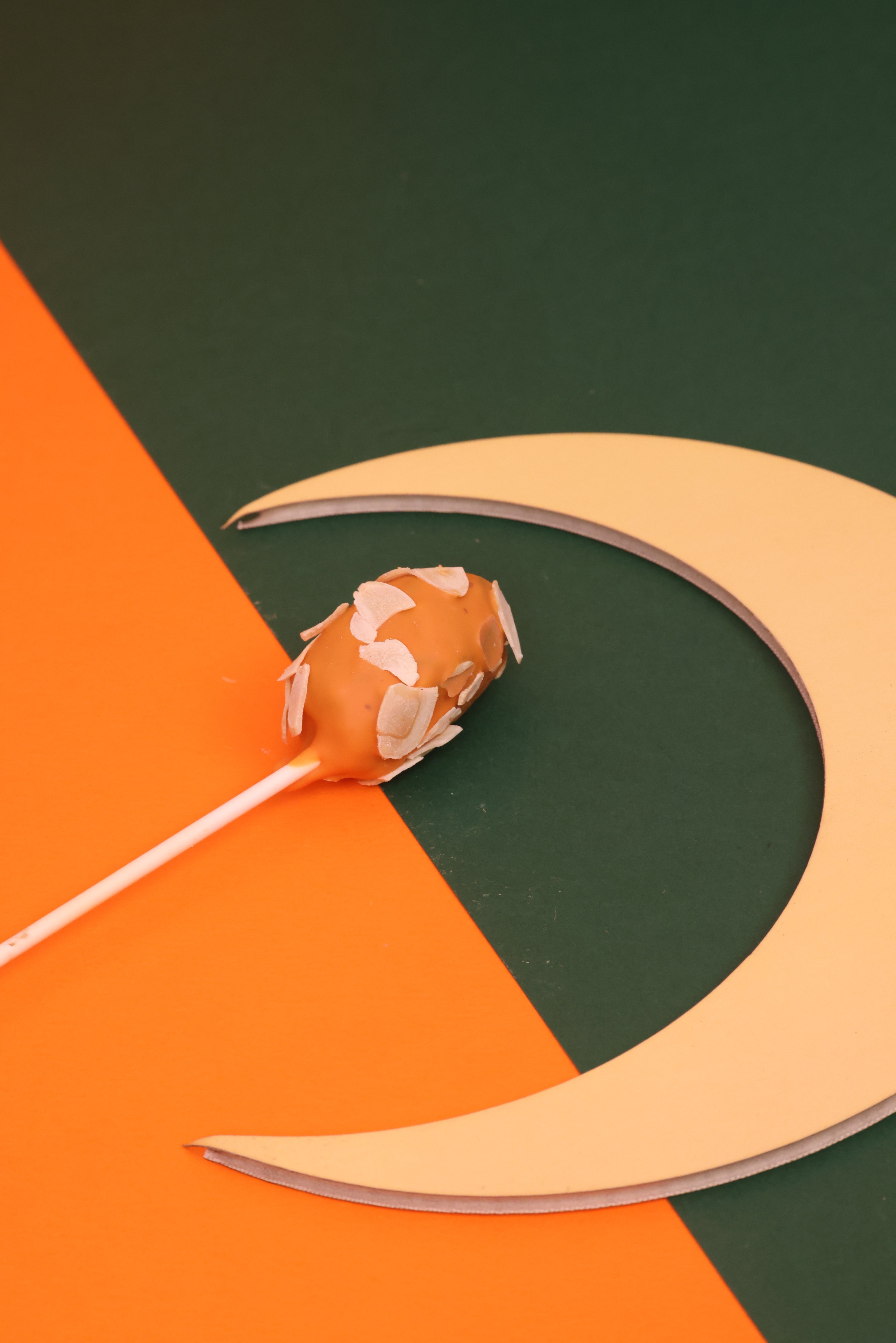 Chocolate date lollipop