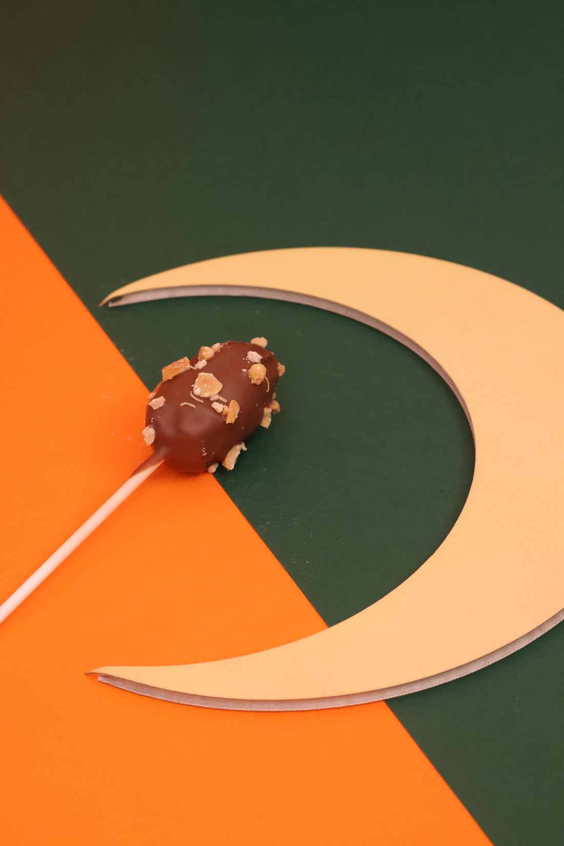 Chocolate date lollipop